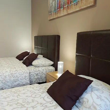 Centar Lux 2 אכסניה *