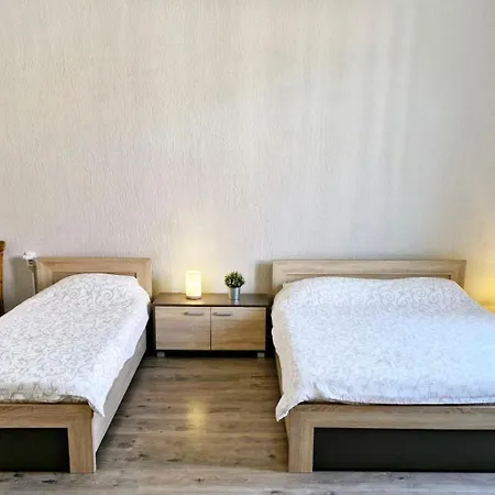 Centar Lux 2 *