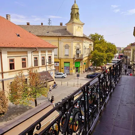 Centar Lux 2 אכסניה *