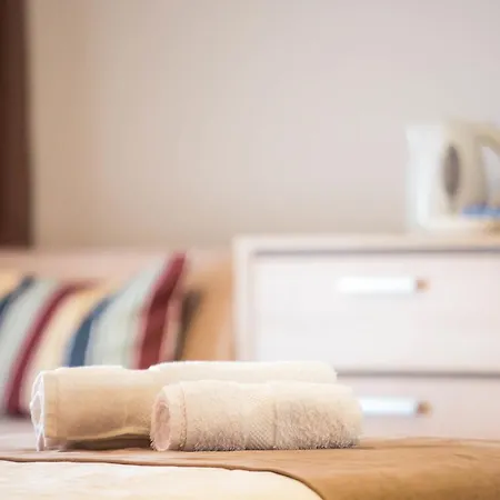 Centar Lux 2 Hostel *
